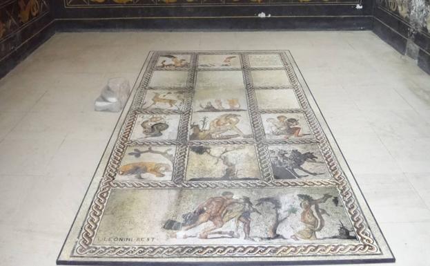 Réplica del mosaico «Los Trabajos de Hércules» en el Museo Loringiano. 