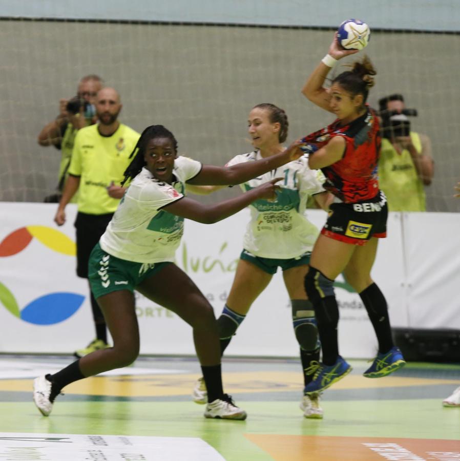 El Rincón Fertilidad se enfrentó al Balonmano Elche en Alhaurín de la Torre
