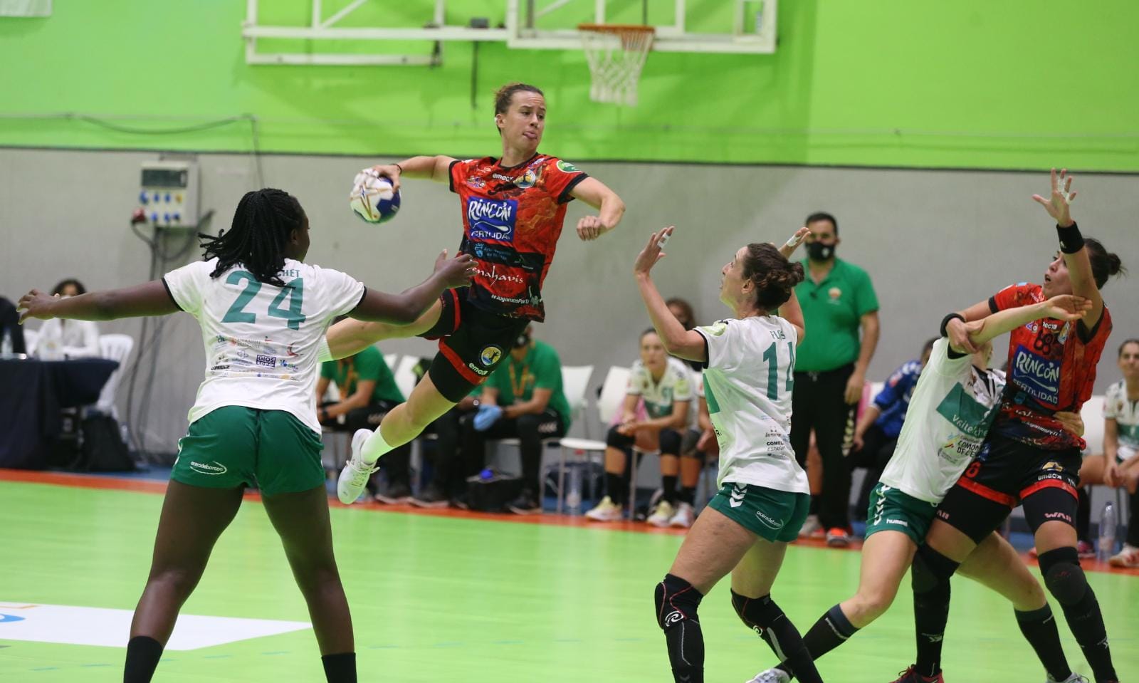 El Rincón Fertilidad se enfrentó al Balonmano Elche en Alhaurín de la Torre