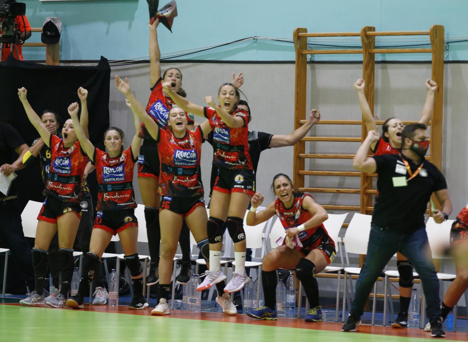 El Rincón Fertilidad se enfrentó al Balonmano Elche en Alhaurín de la Torre