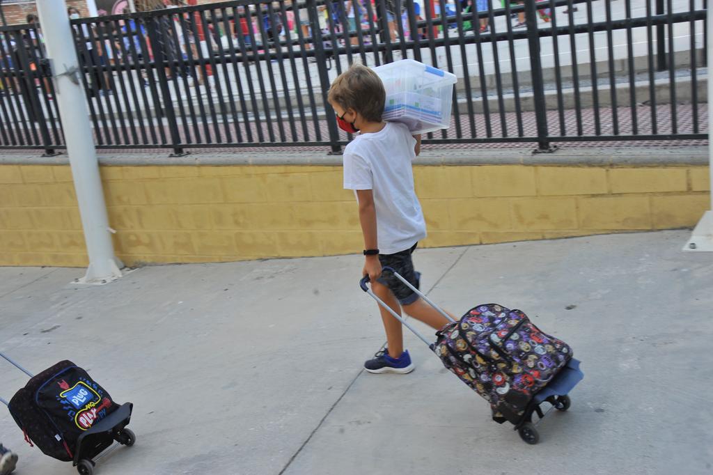 Fotos: Una vuelta al cole en Málaga marcada la incertidumbre de la pandemia