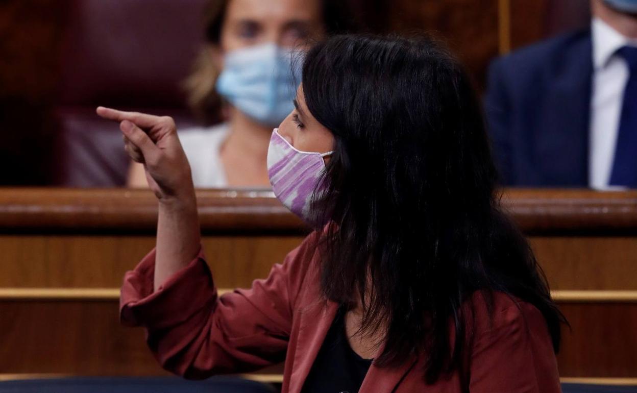 Irene Montero, durante el pleno del Congreso de los Diputados.