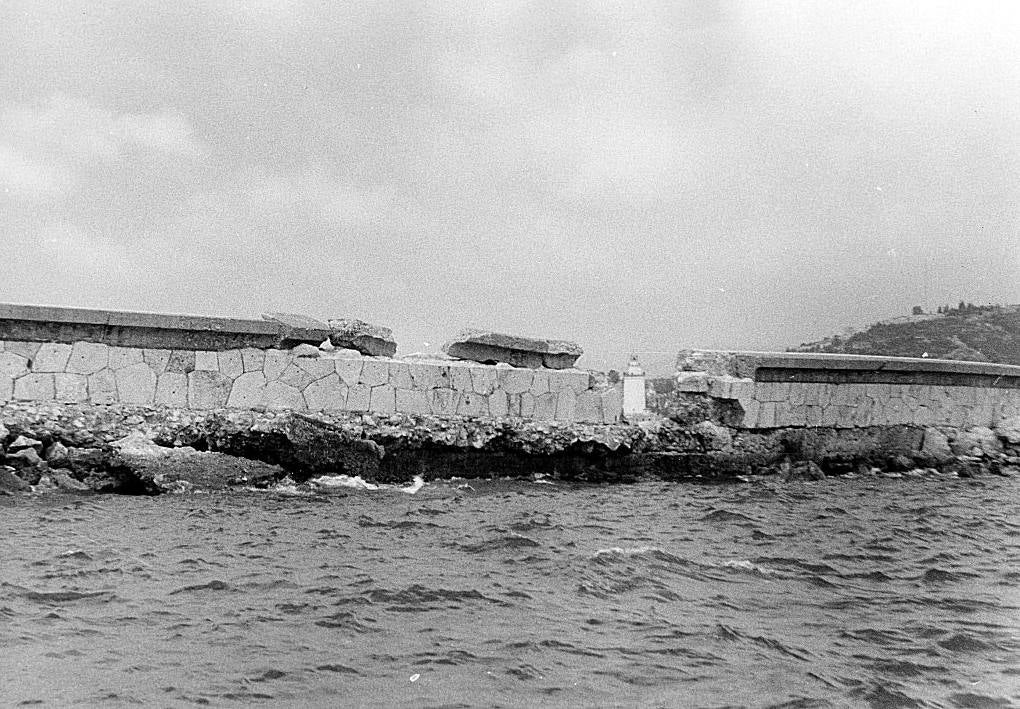 El Parque de Málaga quedó arrasado, se hundieron barcos y quedaron en la miseria cerca de un millar de habitantes de las chabolas de El Bulto, San Andrés y Pedregalejo