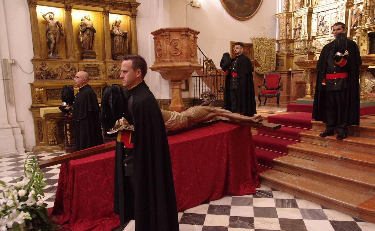 El Cristo Mutilado de Málaga cambiará su nombre y será el Santísimo Cristo de la Clemencia