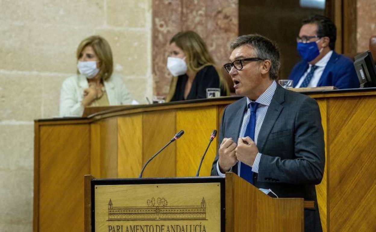 El presidente de la Comisión de estudio creada para la recuperación económica y social de Andalucía a causa de la pandemia de la COVID-19, Manuel Gavira 