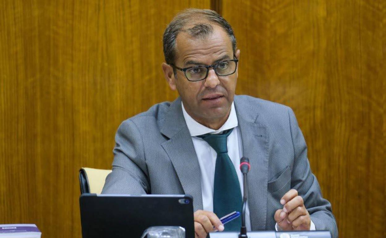 El director general de Canal Sur, Juande Mellado, en una imagen reciente en el Parlamento. 