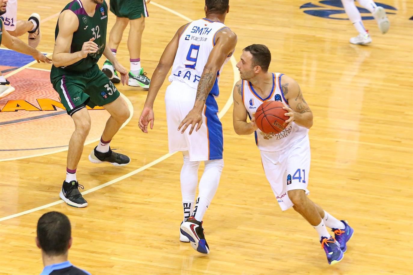 El Unicaja sufrió la primera derrota europea de la temporada