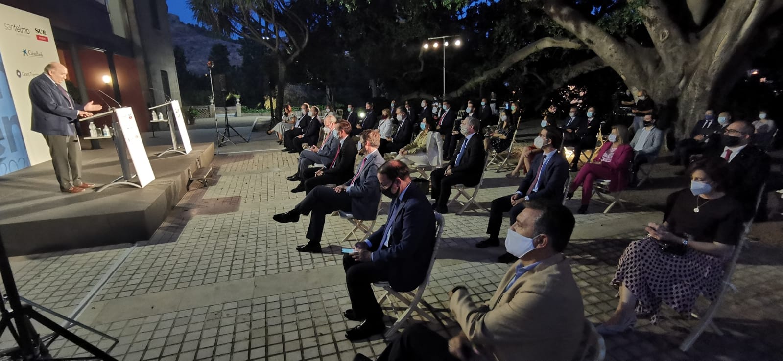 El directorio de empresas de SUR y San Telmo bajo el patrocinio de Caixabank y la colaboración de Grant Thornton y Cervezas Victoria, llega a su novena edición.