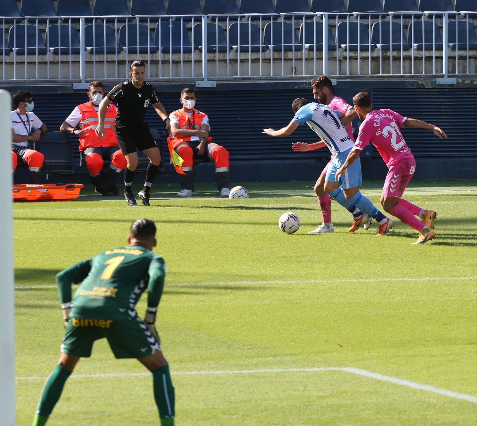 Los de Pellicer se enfrenta al imprevisible Las Palmas tras el sonoro batacazo en Vallecas.