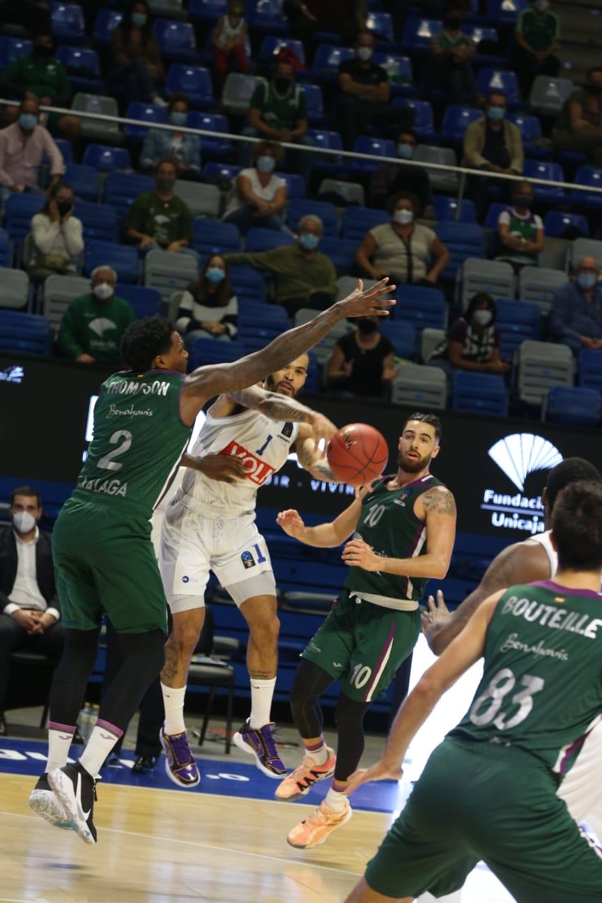 El Unicaja afrontó el encuentro con 11 profesionales 