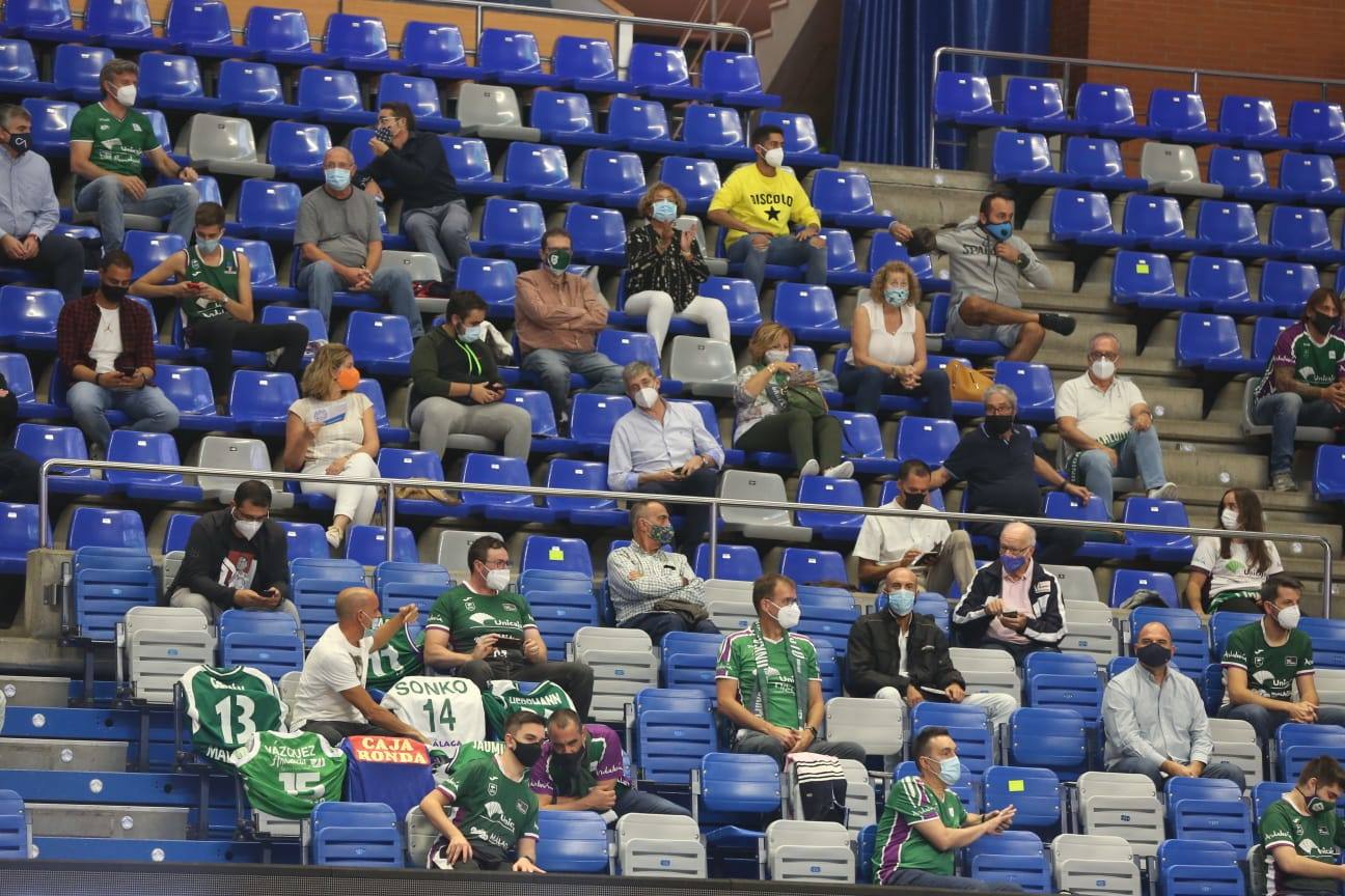 El Unicaja afrontó el encuentro con 11 profesionales 