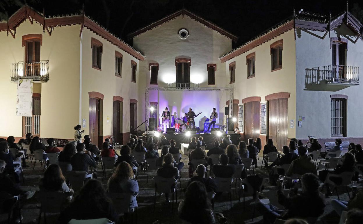 Doscientas personas asistieron al festival Salvia las dos jornadas de música. 