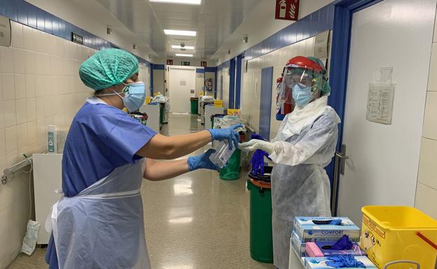 Andalucía se prepara para activar el plan de 4.500 ingresos hospitalarios