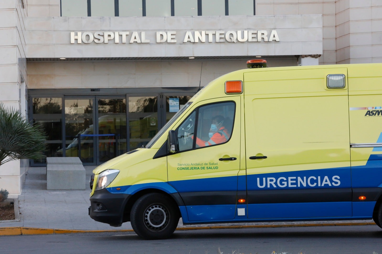 Las restricciones, que afectan a 19 municipios de la comarca hasta el 9 de noviembre, dejan una menor afluencia en las calles del municipio
