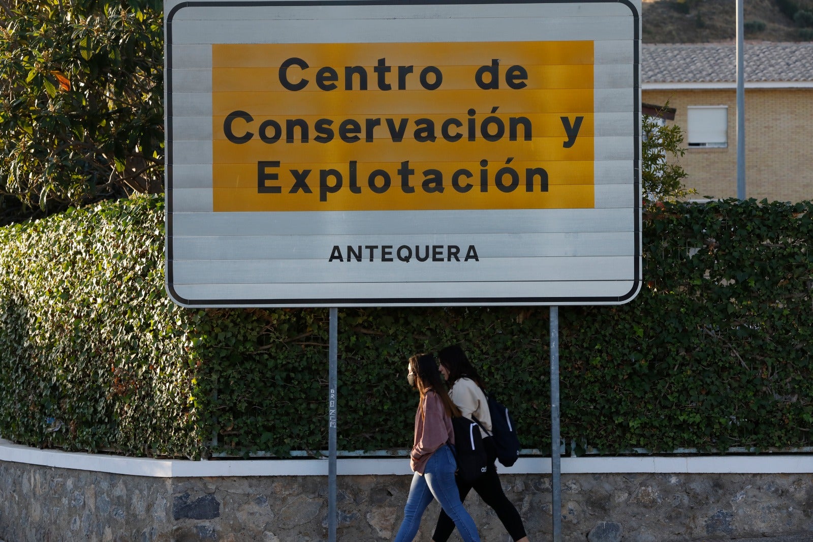 Las restricciones, que afectan a 19 municipios de la comarca hasta el 9 de noviembre, dejan una menor afluencia en las calles del municipio