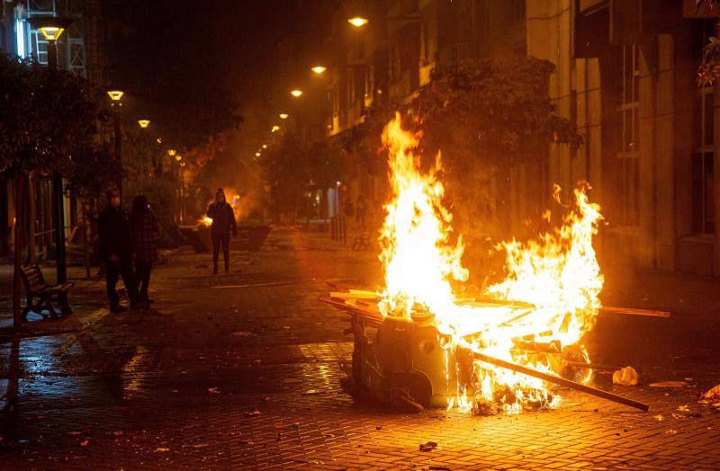 Las calles de Logroño registran una noche violenta.