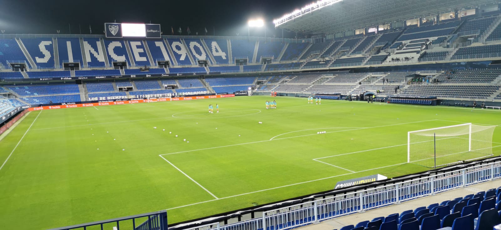 El Málaga se enfrentabaa la mejor plantilla de Segunda que se recuerda