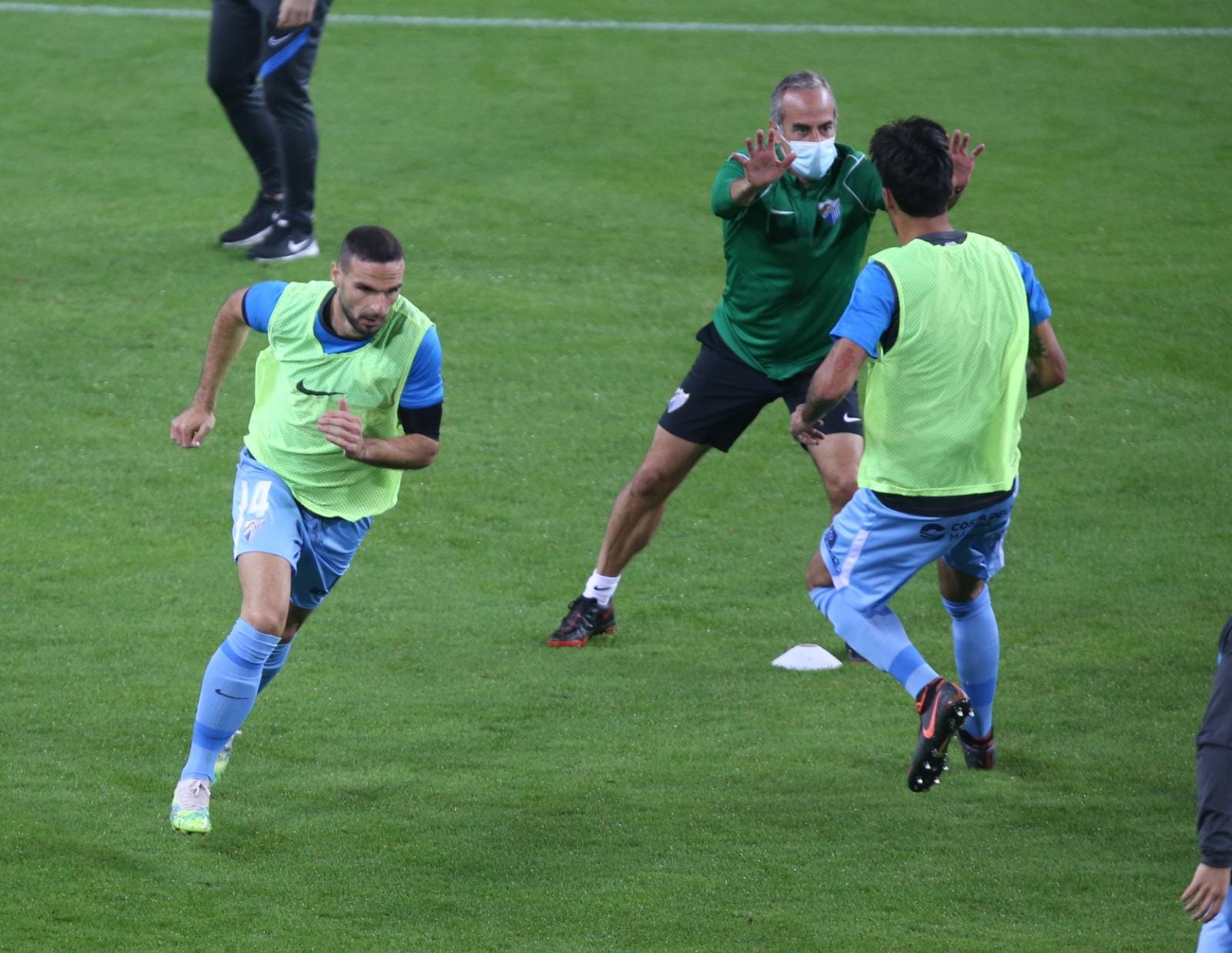 El Málaga se enfrentabaa la mejor plantilla de Segunda que se recuerda