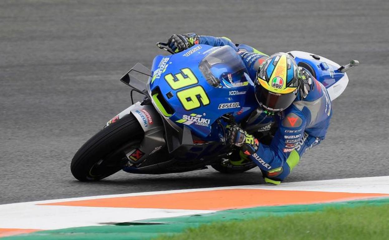 Joan Mir, rodando sobre el trazado del circuito Ricardo Tormo. 