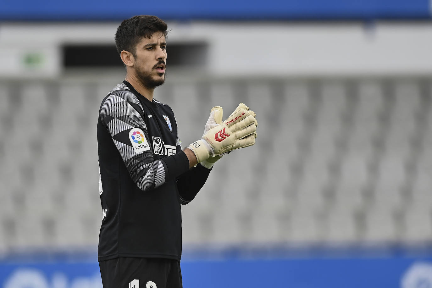 Fotos: Las imágenes del partido del Málaga en Sabadell