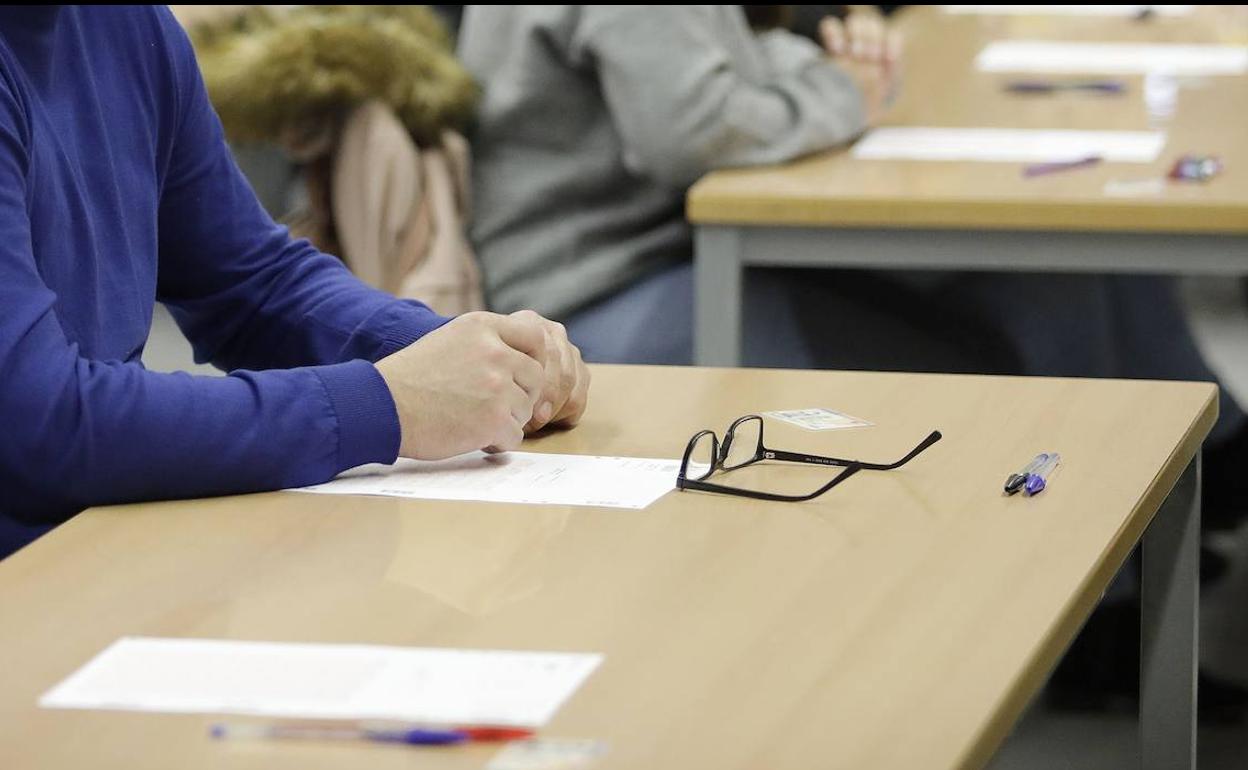 La Junta rectifica y permite los exámenes de oposiciones, pero solo para cuerpos técnicos y facultativos