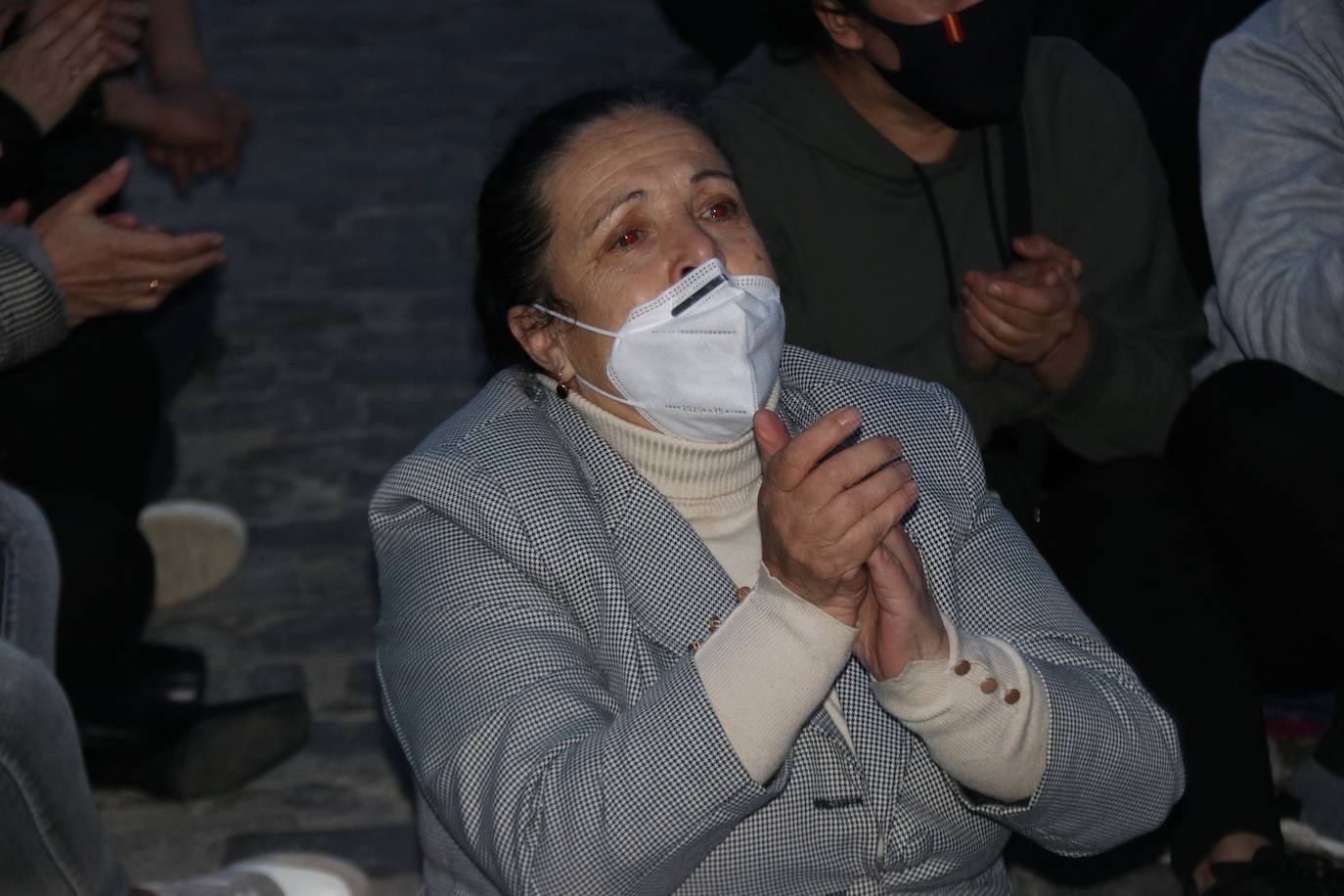 La caminata comenzó en la plaza del Socorro y ha continuado hasta el barrio de San Francisco coreando numerosas reivindicaciones