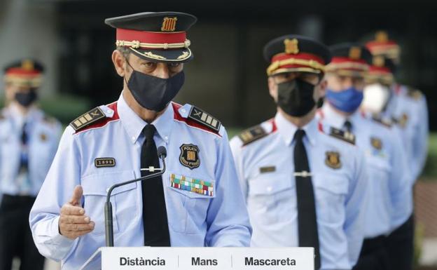 Trapero, durante primer discurso tras reasumir el mando de los Mossos. 