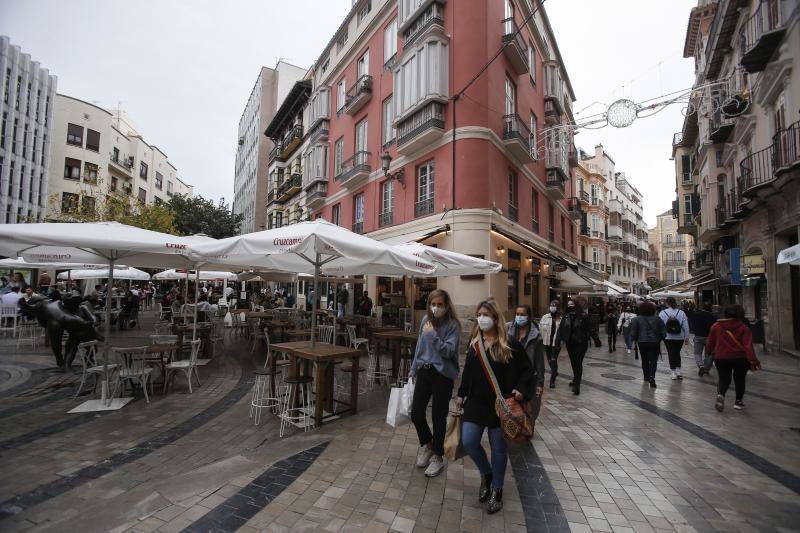 Ambiente en Málaga en el primer sábado de las nuevas restricciones. 