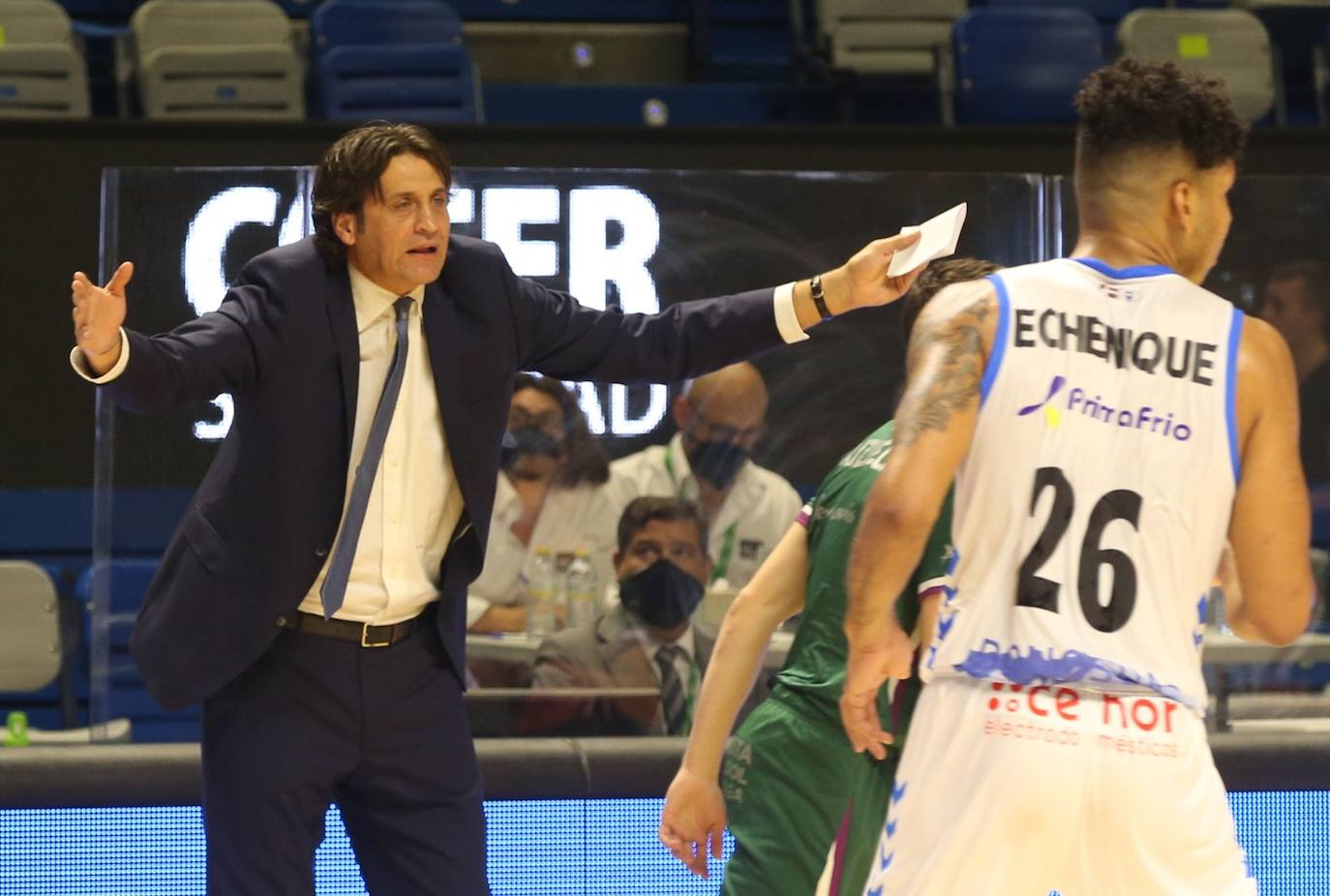 El colista se presentaba como una víctima propicia para que el equipo malagueño lograra un triunfo más que lo consolide en los puestos de 'play-off' 