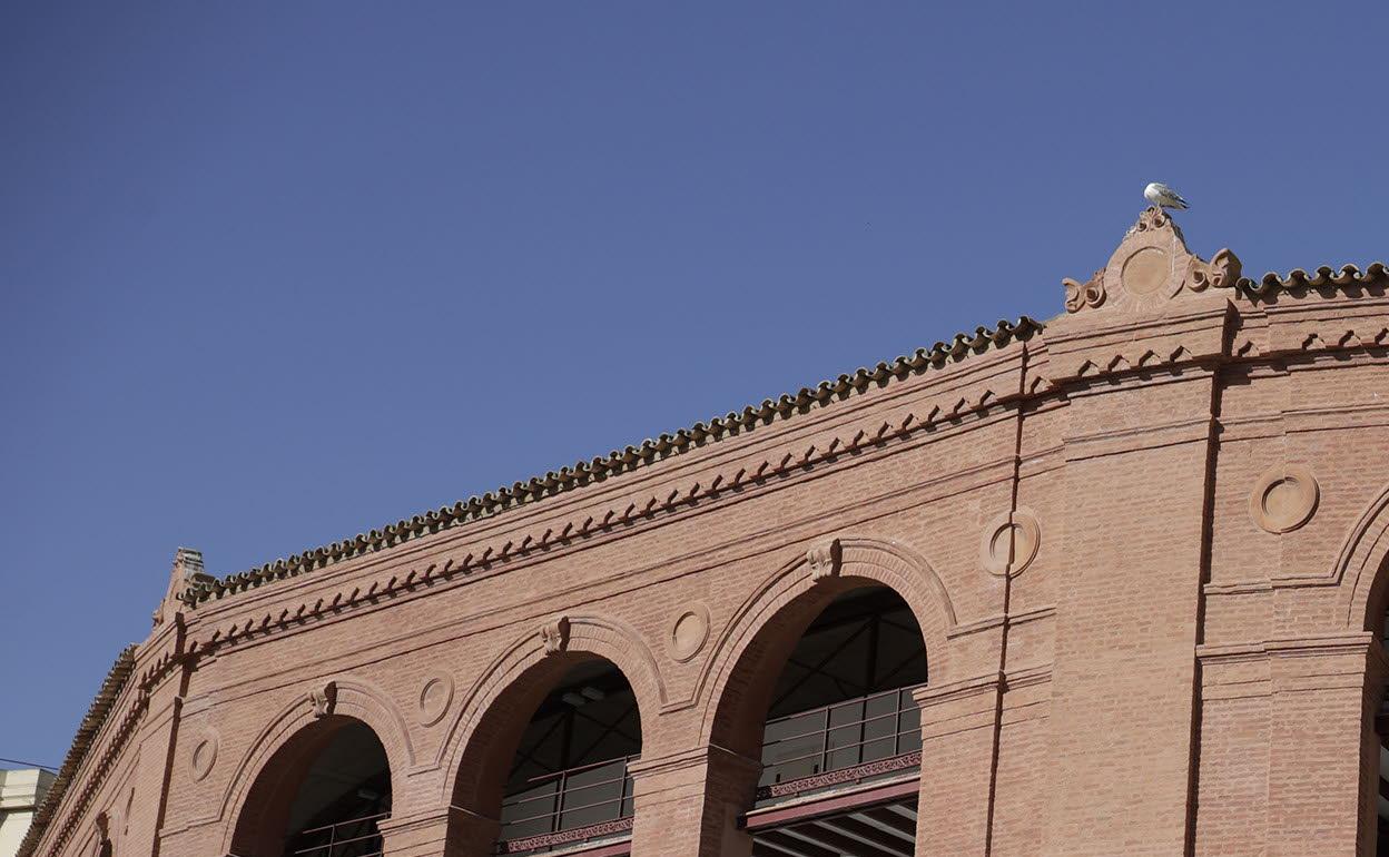 Vista de los exteriores de la plaza de toros de la capital.