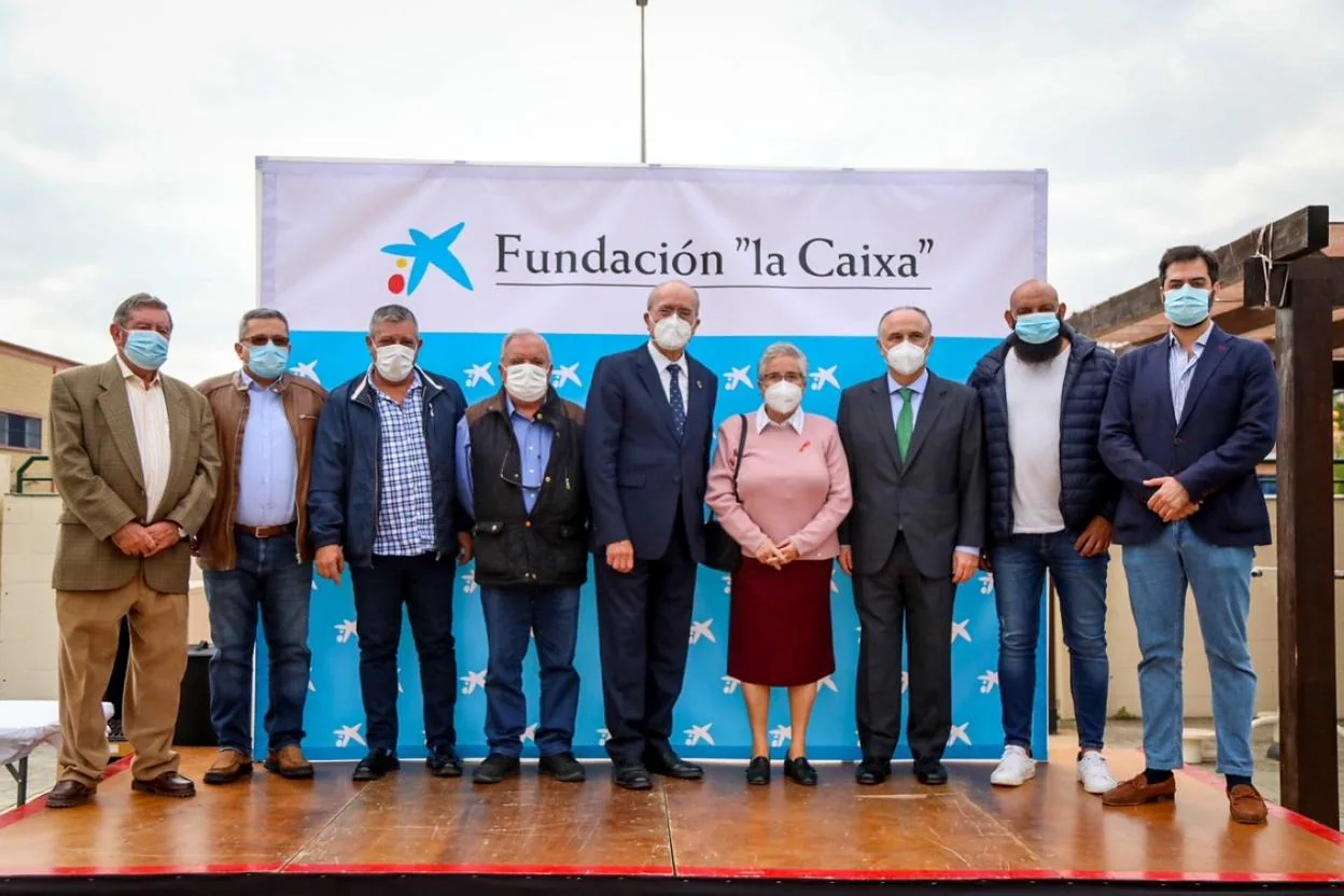 La Fundación 'la Caixa' y CaixaBank donan 82.200 euros a comedores