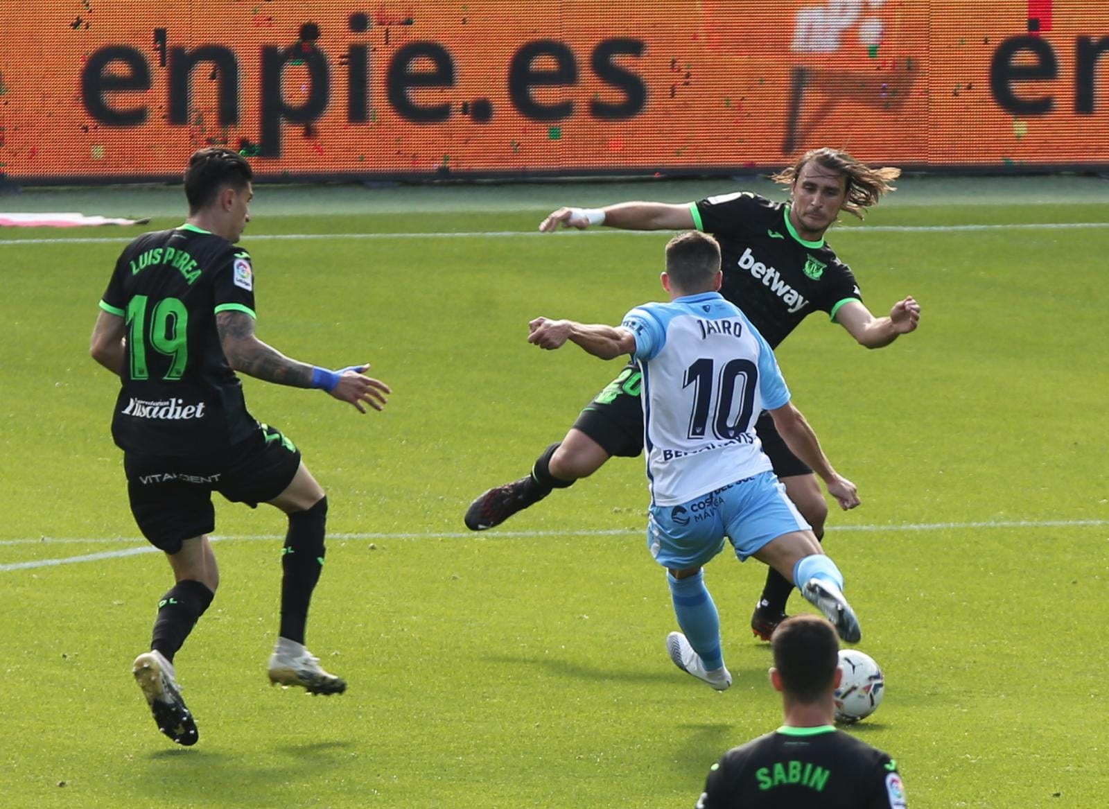 El partido disputado este sábado en La Rosaleda, en fotos.