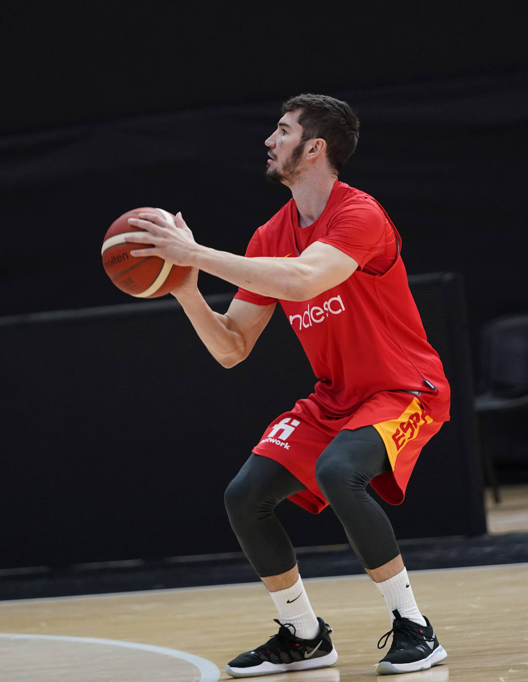 Los cajistas Francis Alonso, Darío Brizuela, Alberto Díaz y Rubén Guerrero se encuentran con España a las órdenes de Scariolo para las dos citas del equipo nacional en Valencia ante Israel (sábado 28, a las 19.30 horas) y Rumanía (lunes 30, a las 19.30), clasificatorios para el Eurobasket de 2022.