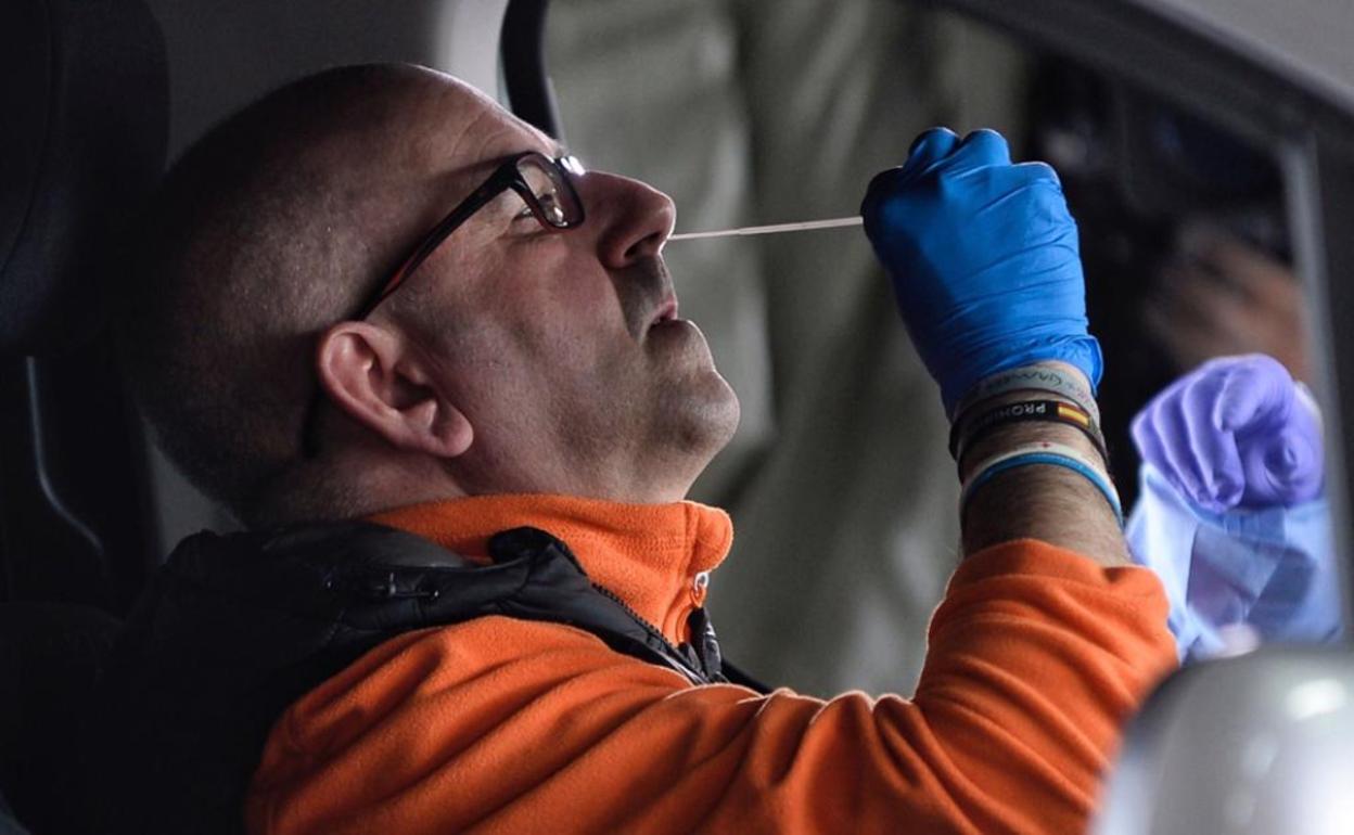 Andalucía supera los 4.000 fallecidos por coronavirus desde el inicio de la pandemia