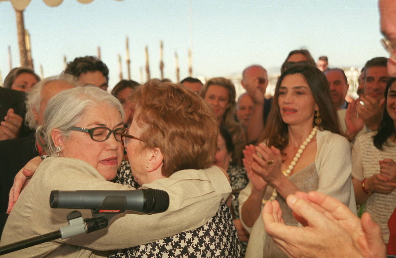 2002. Busto de Antono Molina en Huelin