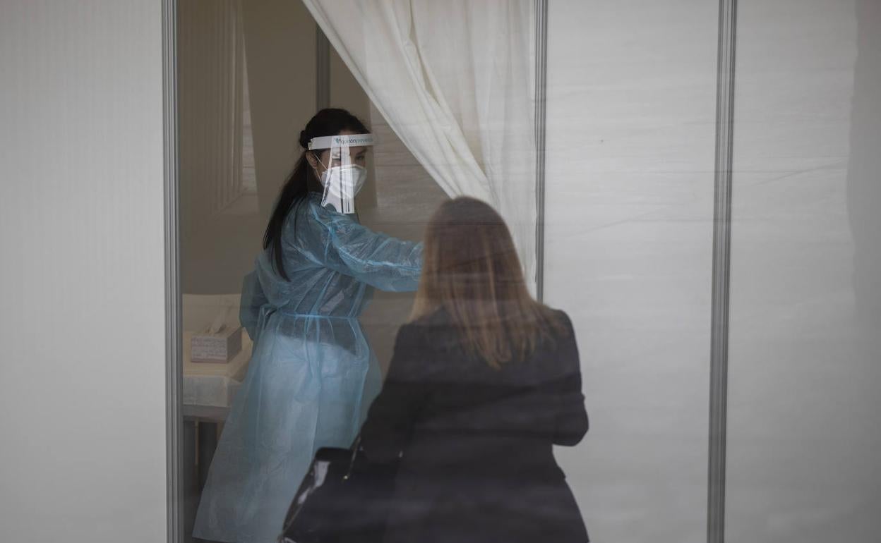 Andalucía prosigue a la baja, con 770 casos Covid en las últimas 24 horas