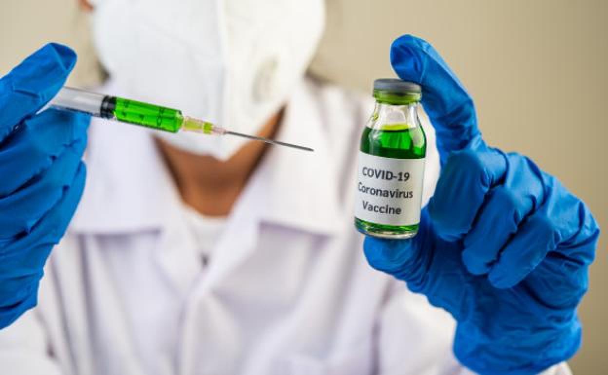 Vacuna contra el coronavirus: la explicación de Margarita del Val sobre los posibles efectos secundarios
