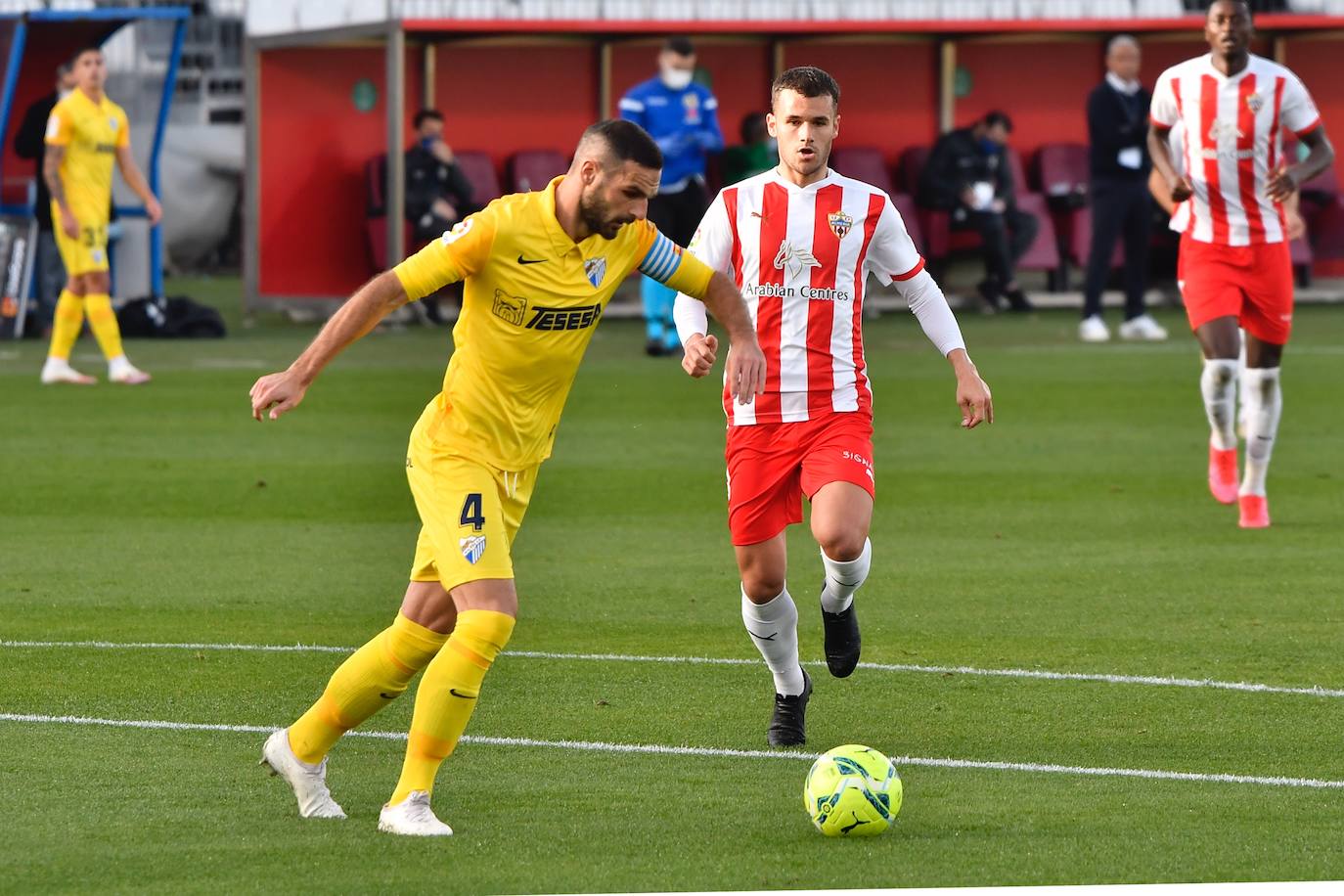 Fotos: Las mejores imágenes del Almería-Málaga