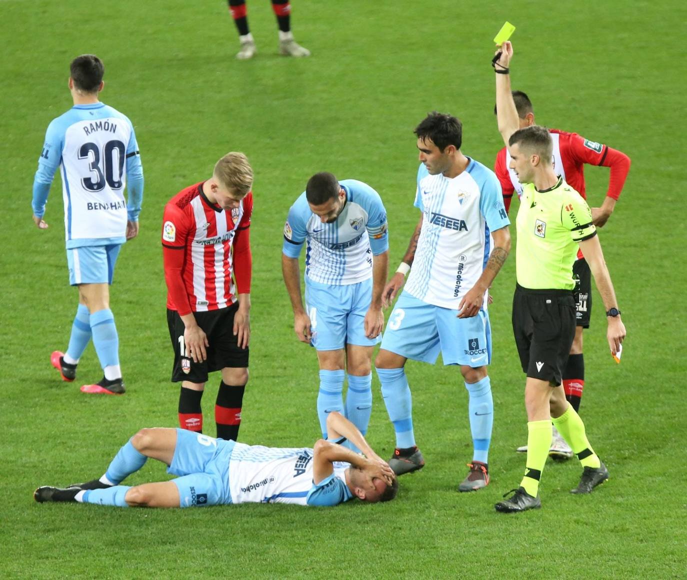 El partido se volvió a disputar en una Rosaleda sin público 