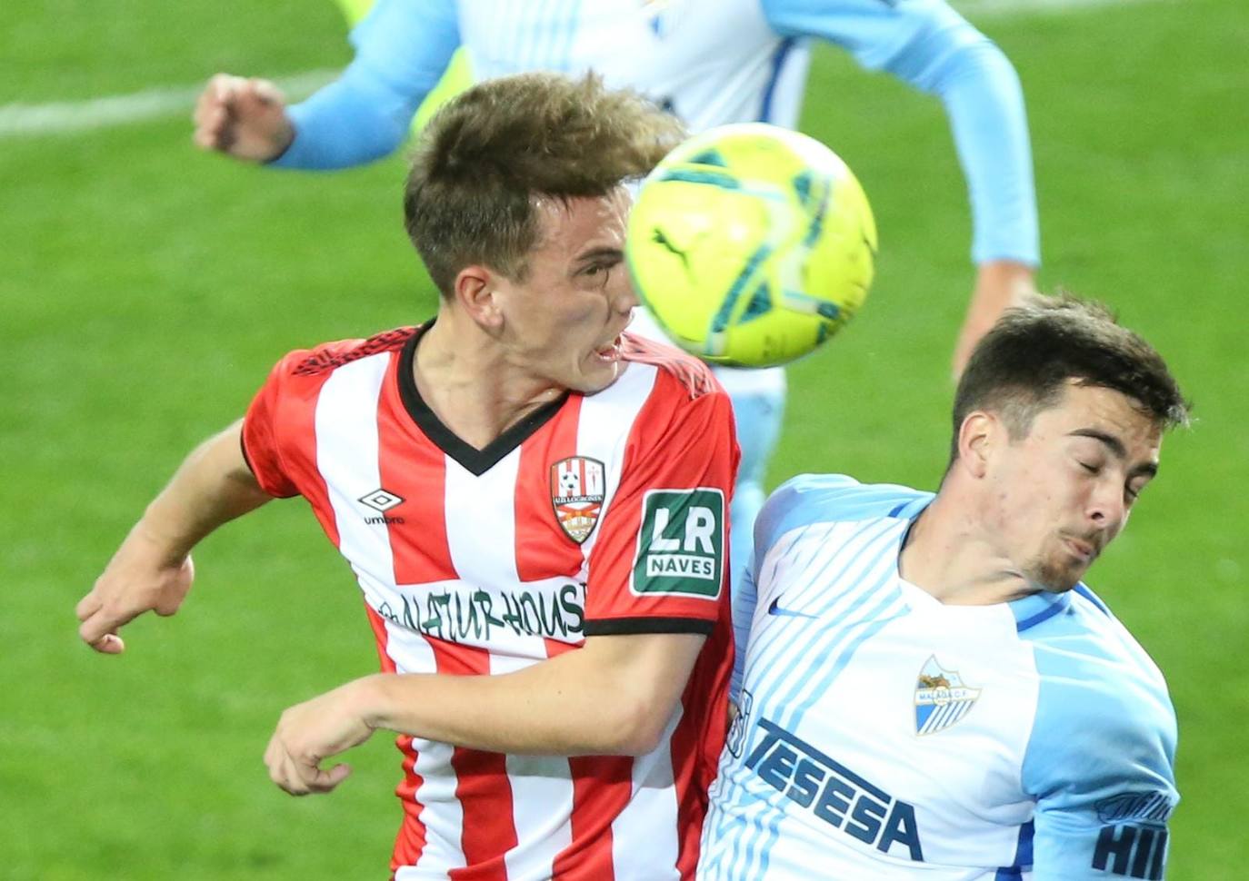 El partido se volvió a disputar en una Rosaleda sin público 