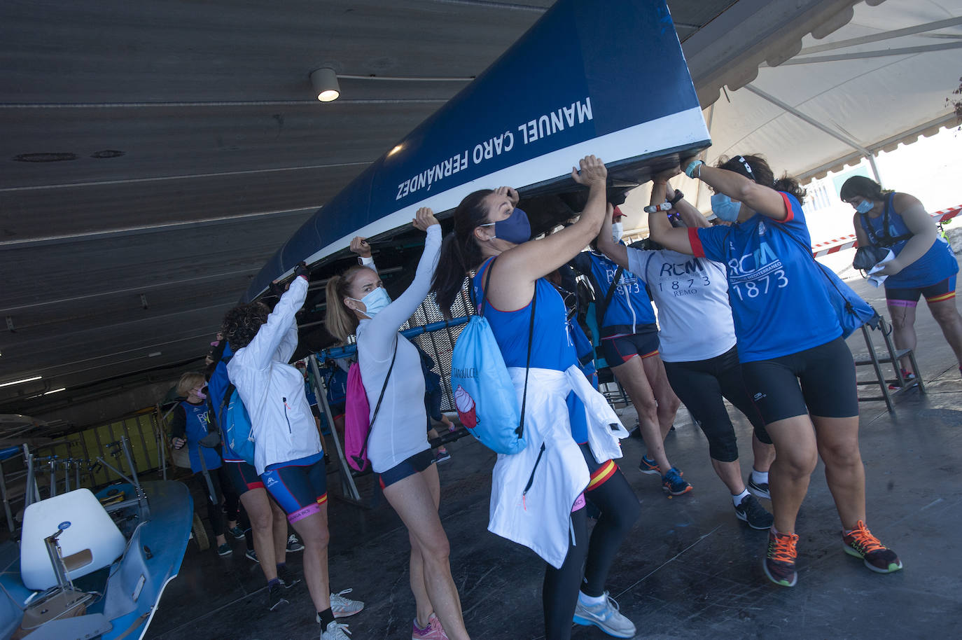 El Real Club Mediterráneo, escenario este domingo de la Regata de Invierno de Remo de Banco Fijo 'Ciudad de Málaga', organizada por el área de Deporte del Ayuntamiento de la ciudad, con el asesoramiento técnico de la Asociación Deportiva Málaga Dragon Boats BCS (Supervivientes del cáncer de mama)
