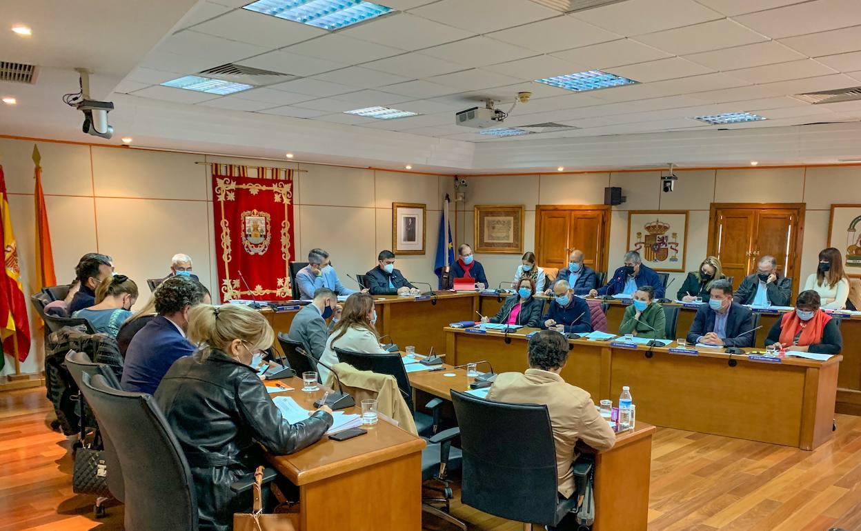 Benalmádena eleva a más de ocho millones el plan de subvenciones para 2021 | diario sur