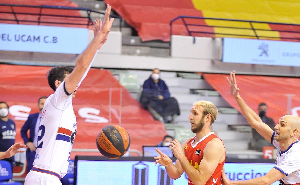 El UCAM Murcia-Obradoiro en el que pudo haber contagios del cuadro gallego al rival. 