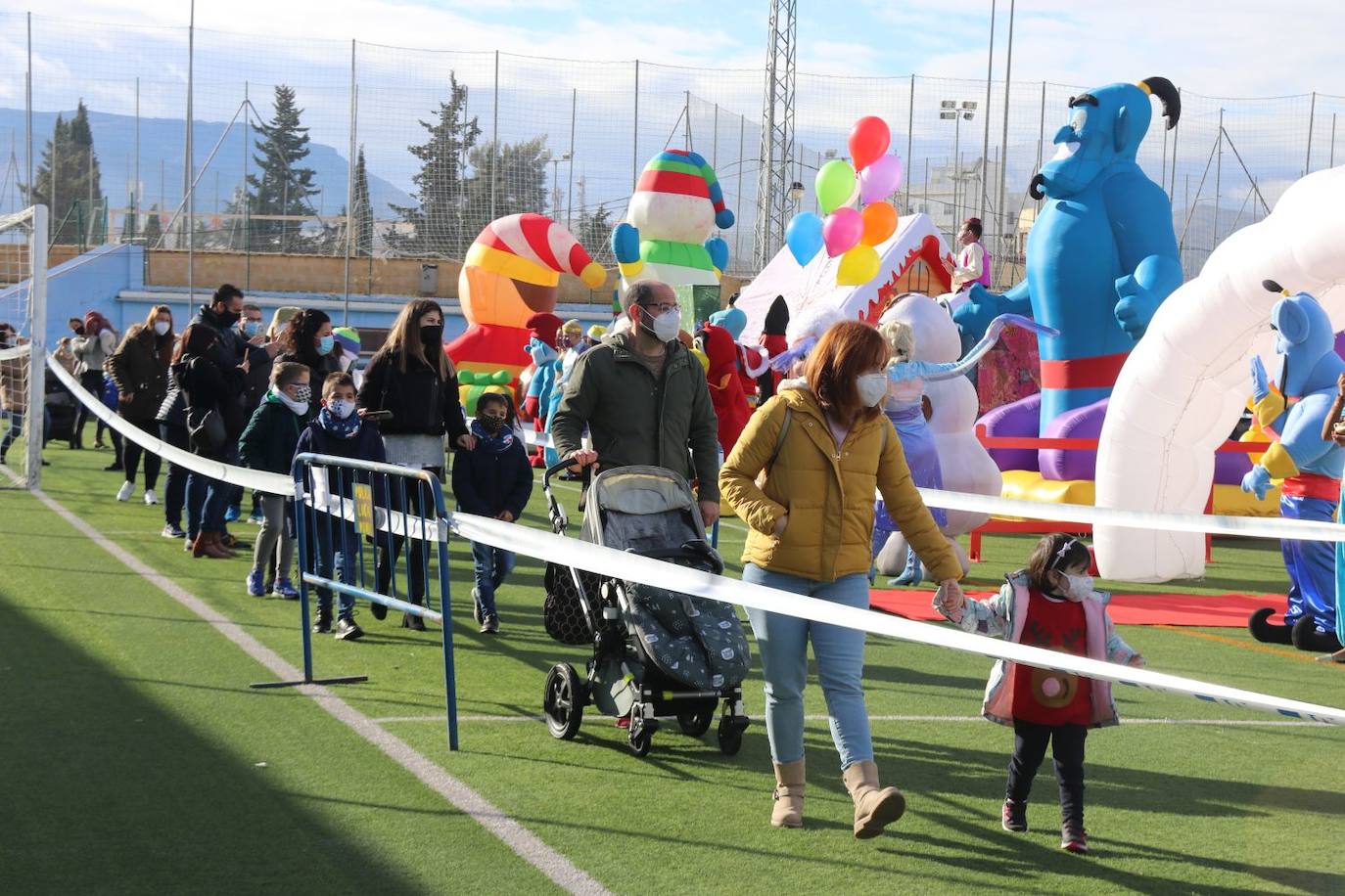 Los Reyes Magos reciben a los niños de Ronda