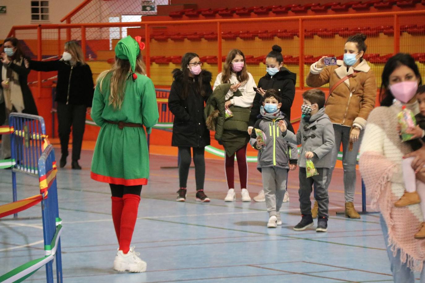 Los Reyes Magos reciben a los niños de Ronda