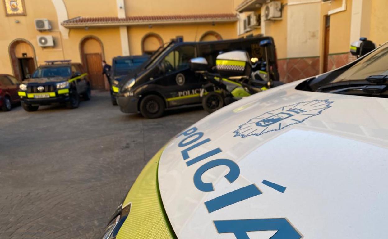 Pillan a un hombre en pleno pase de hachís tras haber invertido más de 200 euros para traficar en Málaga