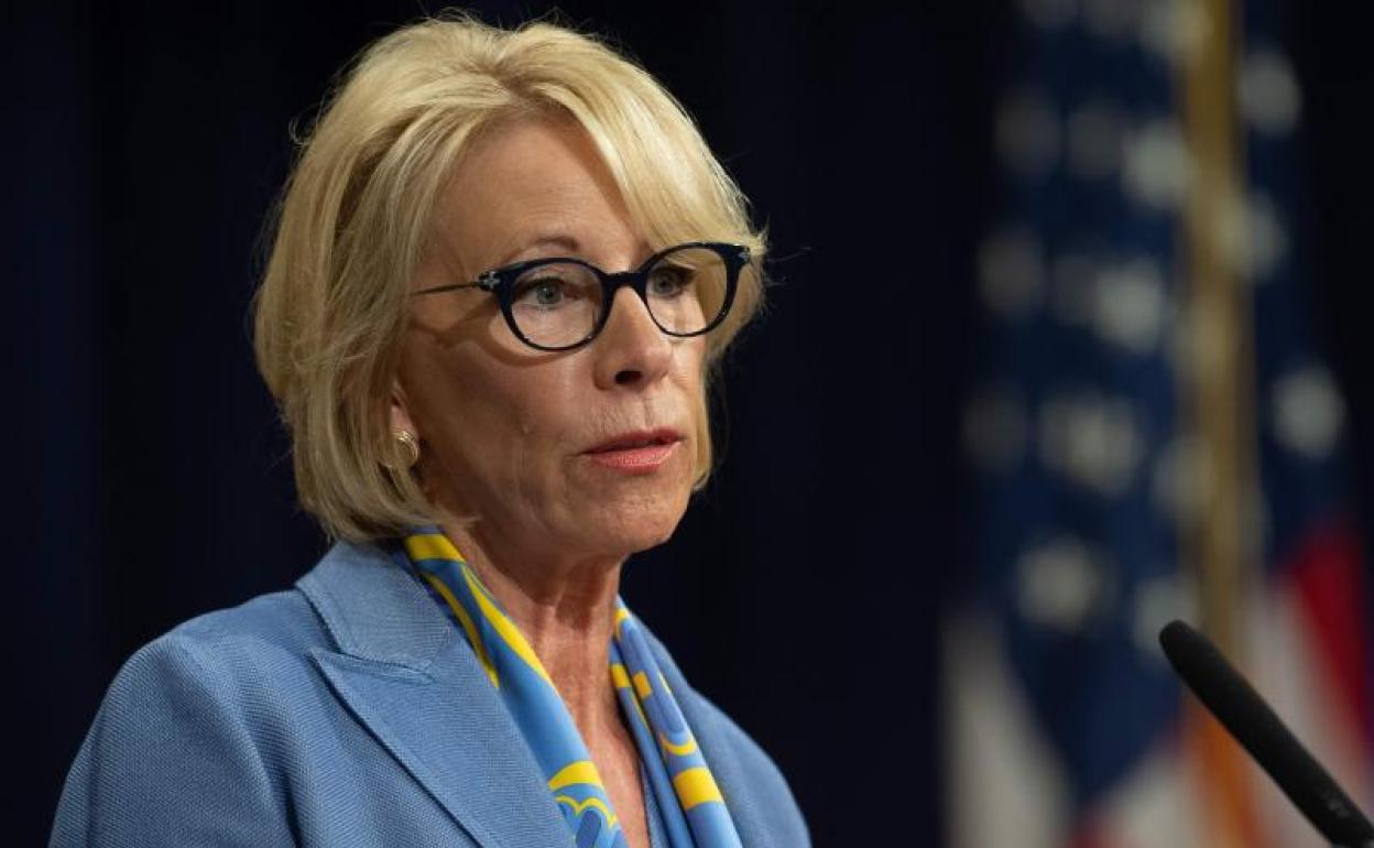 La secretaria de Educación, Betsy DeVos 