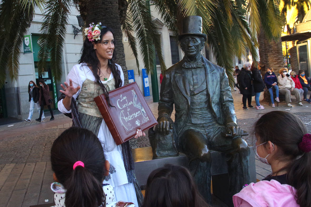 Los 'Cuentos de Andersen' toman el Centro de Málaga. 