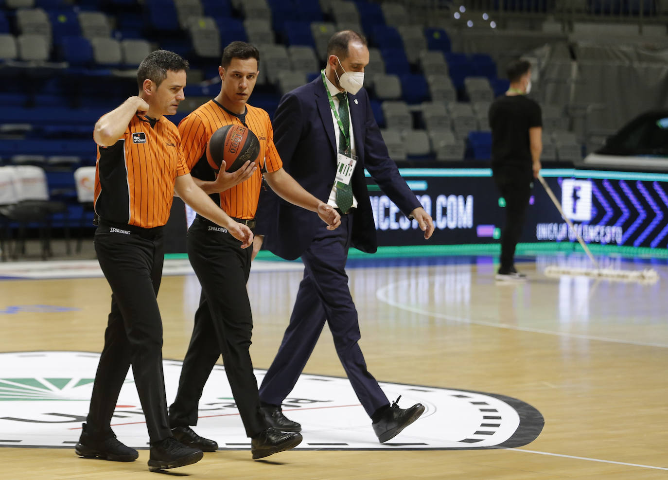 El Unicaja, derrotado en casa por el Baskonia. 