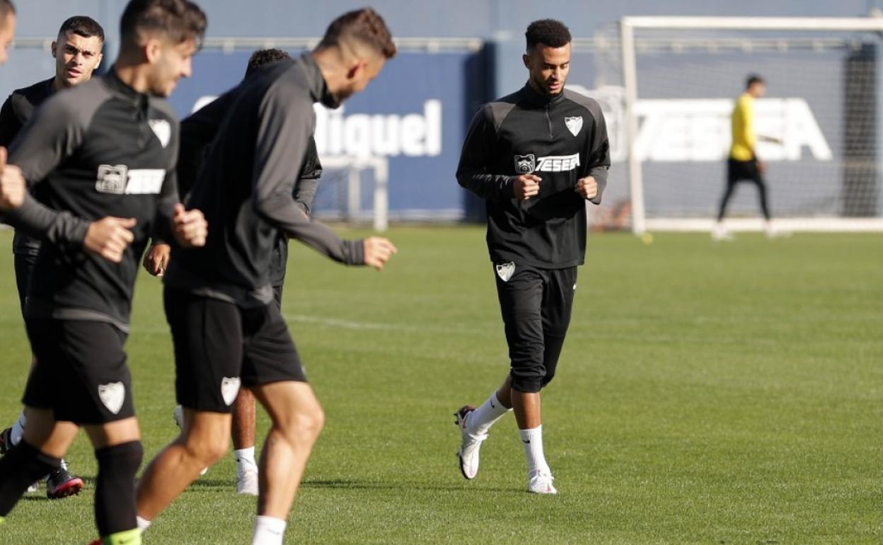 El jugador del Málaga, Hicham, durante uno de sus últimos entrenamientos. 